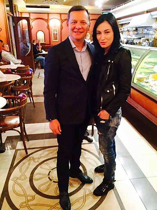 Украинская певица Анастасия Приходько стала членом партии Ляшко