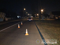 В Корабельном районе Николаева 37-летний водитель автомобиля «ВАЗ-2110» не справился с управлением и сбил 13-летнюю девочку.
