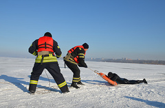 Николаевские спасатели опубликовали список рекомендаций, которых следует придерживаться во время зимней рыбалки.