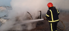 В пятницу, 6 декабря, в Николаевском районе на 100 км трассы М-14 «Одесса-Мелитополь-Новоазовск» загорелся легковой автомобиль.