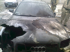 В городе Южноукраинске на Николаевщине днем 1 марта произошел пожар автомобиля «Audi А6».