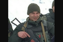 Президент Владимир Зеленский присвоил звание Героя Украины старшине 8-го полка спецназначения Роману Матвийцу.