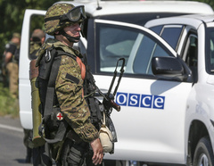 Организация по безопасности и сотрудничеству в Европе заявляет об отказе боевиков прекратить огонь в зоне антитеррористической операции.