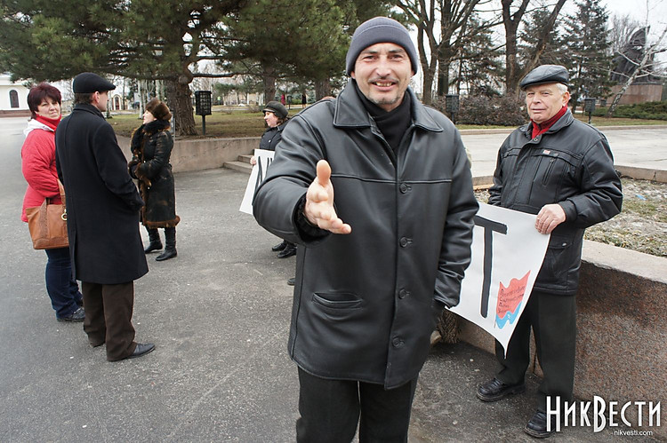 В Николаеве маргиналы из ПСПУ выступили за «Беркут», который «защищает ...