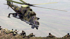 В результате крушения военного вертолета МИ-24 в Васильковском районе Киевской области погибли два человека, еще один получил травмы.
