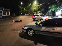 В воскресение поздно вечером, 7 июля, в Николаеве на улице 3-я Слободская в районе пересечения с улицей Колодезной произошло ДТП с участием автомобиля «Opel» и мопеда.