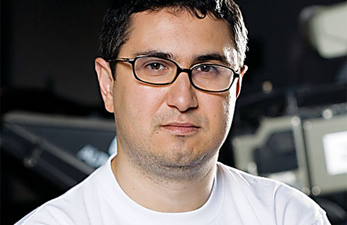 In Nikolaev hat sich der bekannte Journalist an schüchternen