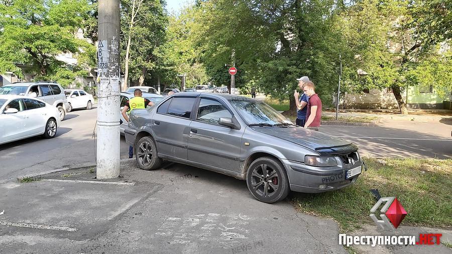 Столкнулись два автомобиля