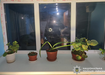 Поліція затримала мешканця Миколаївщини, який з автомата обстріляв будинок знайомого - Copyright https://news.pn