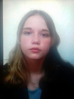 В Николаеве полицейские разыскивают пропавшую 13-летнюю девочку.