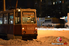В Николаеве после резко изменения погодных условий и снежной метели начали восстанавливать транспортные перевозки по городу.