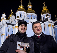 Отныне о Новом годе украинцев всегда будут извещать колокола Михайловского Златоверхого собора вместо привычного боя кремлевских курантов.