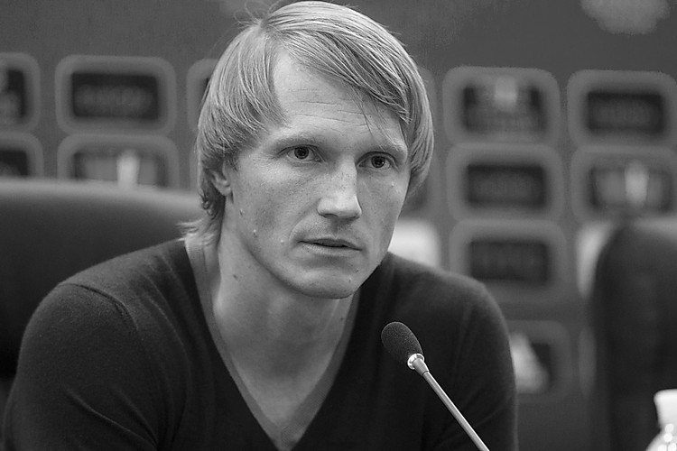 В аварии на автодроме погиб легендарный футболист киевского «Динамо ...