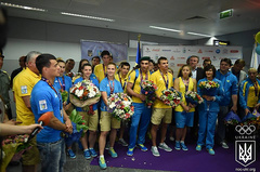 Сегодня утром уже традиционно в аэропорту «Борисполь» собралась многочисленная армия спортивных болельщиков, которая встречала украинских триумфаторов первых в истории Европейских игр.
