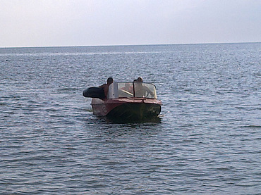 Фотосессия на надувном матрасе в воде идеи