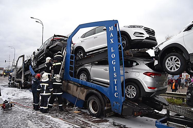 Столкнулись два автомобиля